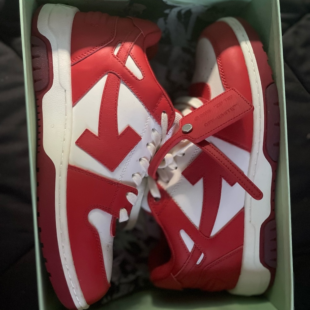 Off white out of office Red